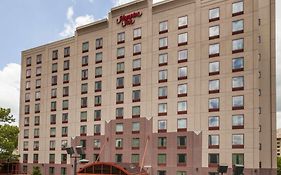 Hampton Inn New York - Laguardia Airport
